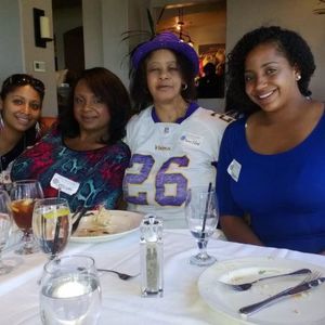 Meet your Posher, Jessica